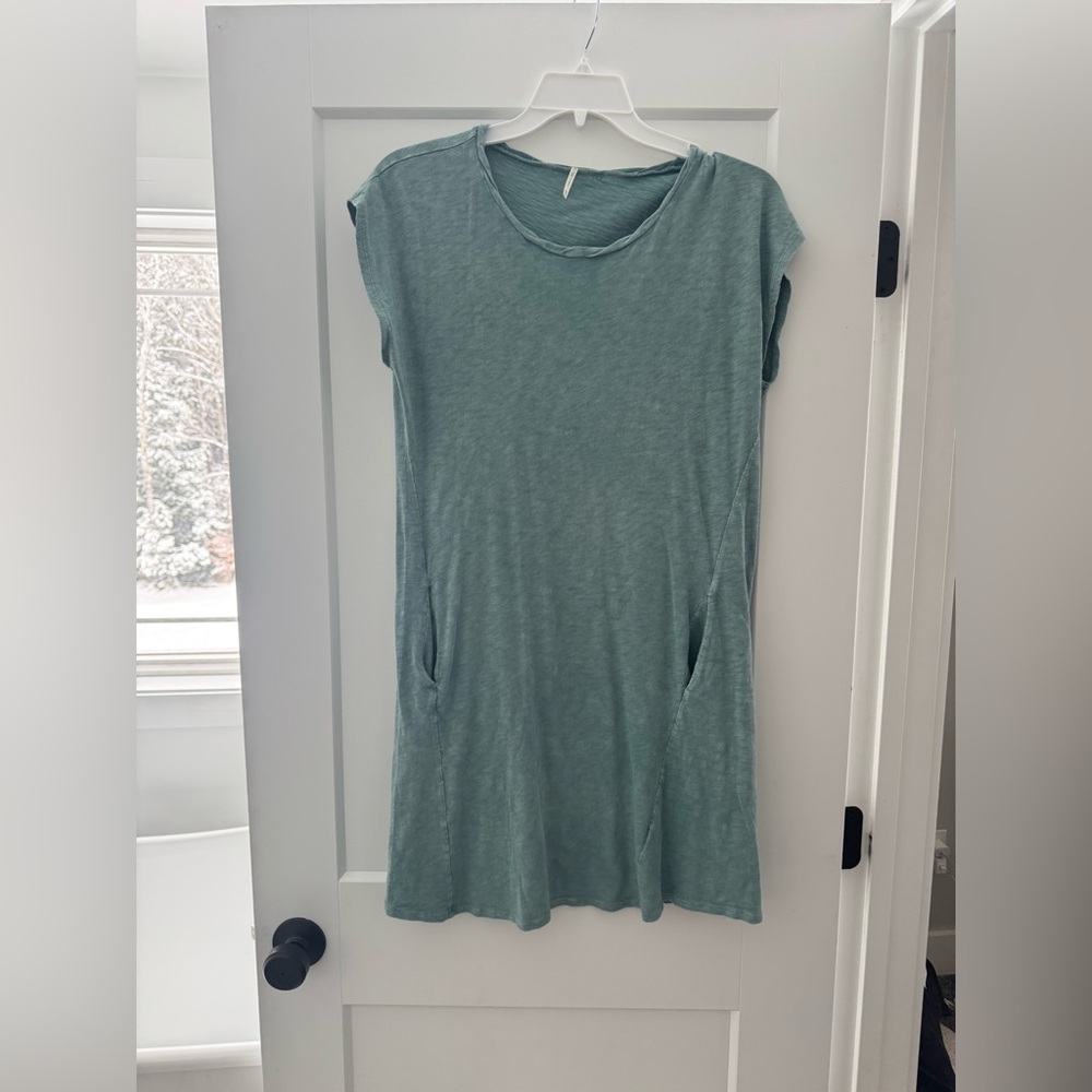 Hello Nite size small dress. NWOT. 100% cotton